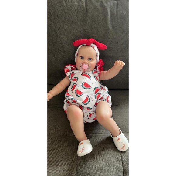 🆕20Inch Realistic Soft Vinyl With Weighted Cloth Body Emily Girl Reborn Baby - Picture 1 of 8